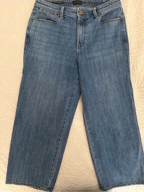 Talbots women’s Relaxed Straight-Leg Jeans in Medium Blue